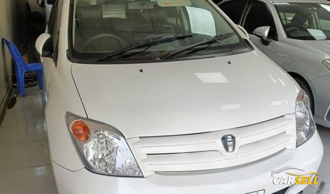 Toyota ist FRESH CONDITION 2004 Used Car