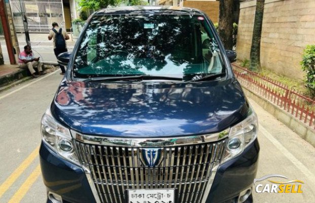TOYOTA NOAH HYBRID 2015 (Used Car)