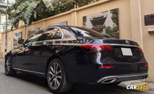 Mercedes-Benz E-Class E180 AMG Full SPEC 2023 (Used)