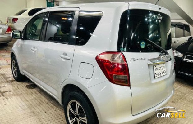 Toyota Ractis Fresh Condition 2005 (Used Car)