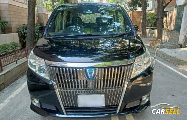 Toyota Esquire Octane 2014