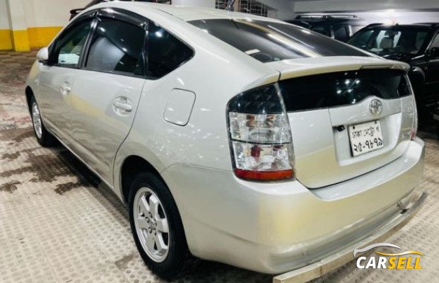 Toyota Prius Fresh Condition 2005 (Used Car)