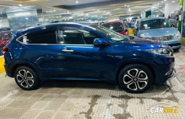 Honda Vezel Hybrid 2014 (Used Car)