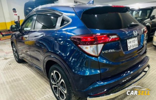 Honda Vezel Hybrid 2014 (Used Car)