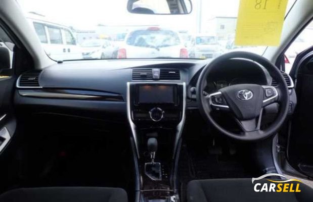 TOYOTA PREMIO 2018 SILVER