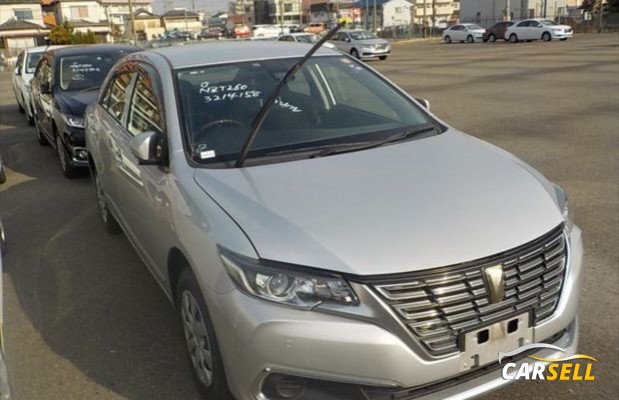 TOYOTA PREMIO 2018 SILVER