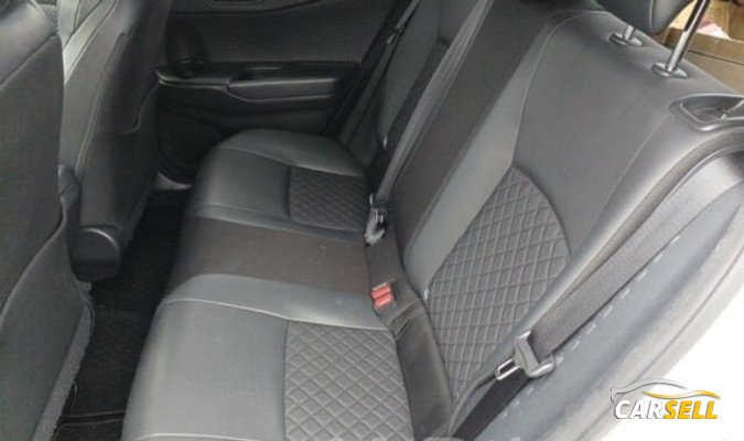 Toyota C-HR G LED TWO TONE 2021 Reconditioned Car