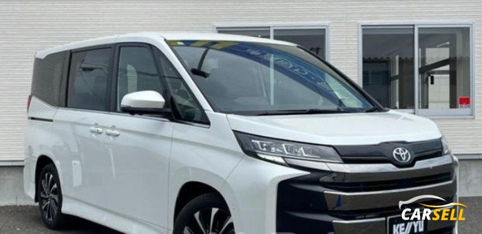 Toyota Noah Hybrid SZ 2022 Recondition Car Sale