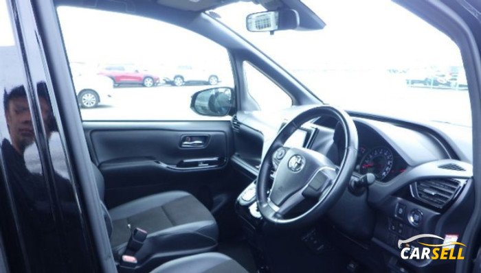Toyota Noah si wxb Octane black 2019 Recondition Car Sale