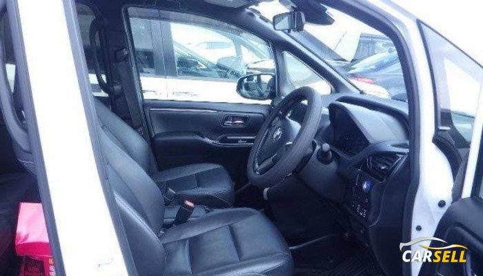 Toyota Esquire Gi 2019 Reconditioned Car