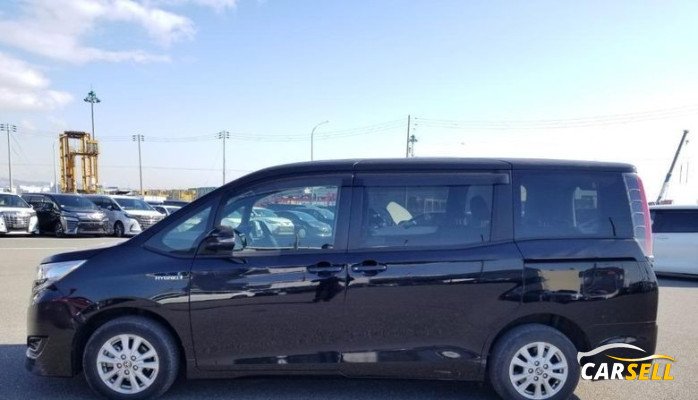 Toyota Noah X Hybrid Black push 2020 Reconditioned Car