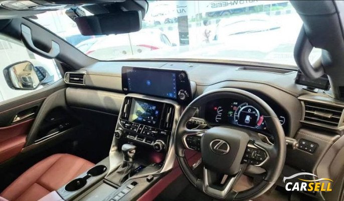 Lexus LX 600 3.5L Twin-Turbo V6 2023