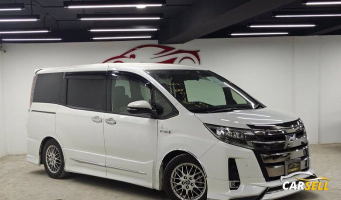 Toyota Noah 2020 Reconditioned Car