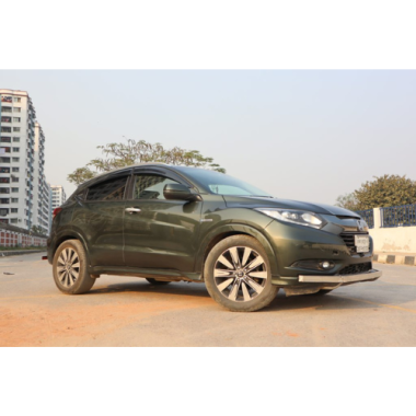Honda Vezel Hybrid Car (Used)