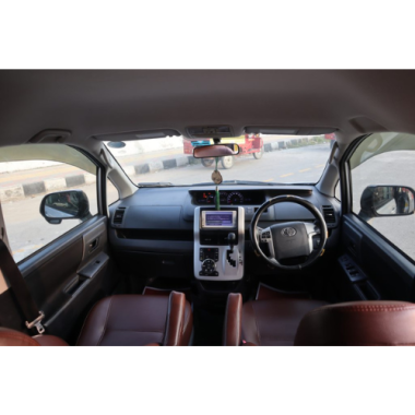 Toyota Noah X 2013 (Used)