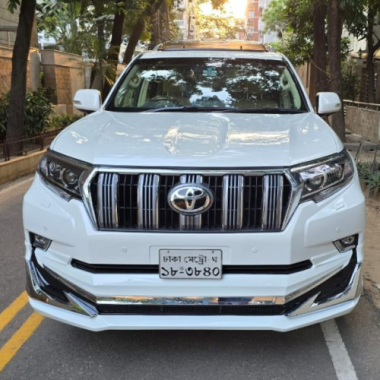 Toyota Land Cruiser Prado Full Loaded Facelift 2022 (Used Car)Toyota Land Cruiser Prado Full Loaded Facelift 2022 (Used Car)