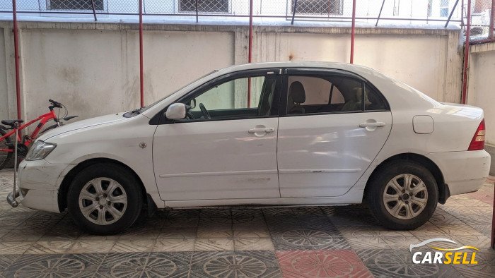 Well-Maintained Toyota Corolla X (2005) - Family Used