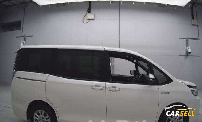 Toyota Voxy ALL POWER 2020 Reconditioned Car