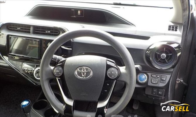 Toyota Aqua HYBRID PUSH 2019 Reconditioned Car
