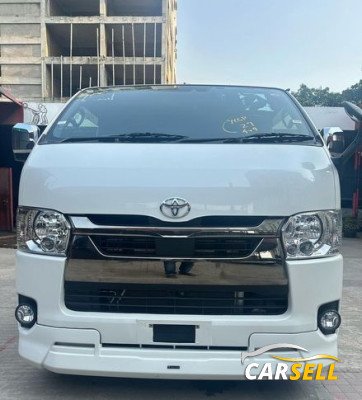 Toyota Hiace SUPERGL ALLOYRIM360` 2022 Reconditioned Car