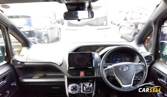 Toyota Voxy ZS KIRAMIC 2020 Reconditioned Car