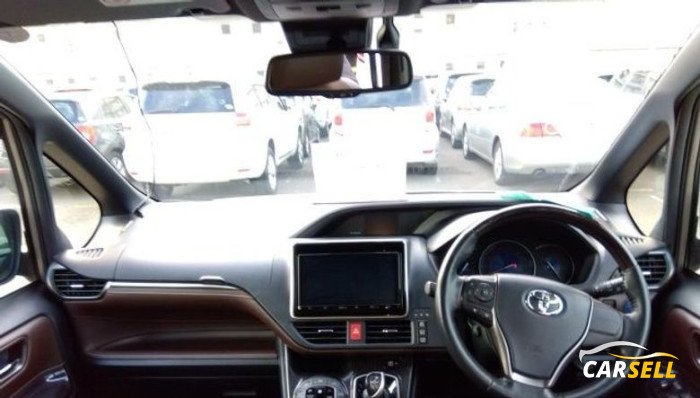 Toyota Esquire GI PREMIUM BROWN INT 2020 Reconditioned Car