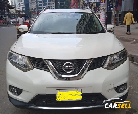 Nissan X-Trail Hybrid Sunroof 2015