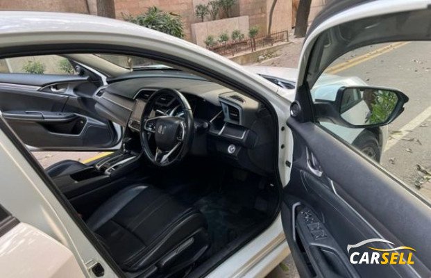 Honda Civic Turbo EX-L PKG 2018 (Used Car)