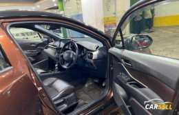 Toyota C-HR Hybrid G-LED Package 2017 (Used Car)