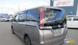 Toyota Esquire Gi Hybrid Bronze 2021 Reconditioned Car