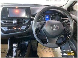 TOYOTA CHR HYBRID 2019 Reconditioned Car