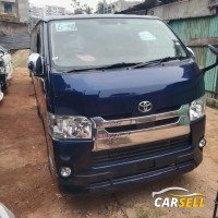 Toyota Hiace NON HYBRID Super GL 2019 Reconditioned Car