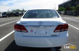 TOYOTA PREMIO  2017 WHITE