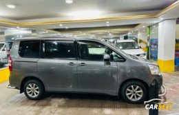 Toyota Noah 2011 (Used Car)