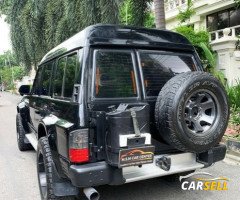 Nissan Patrol As like Hummer 1991
