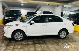 Toyota Axio Hybrid 2016 (Used Car)