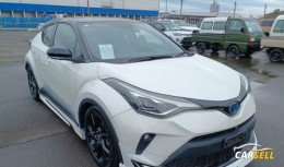 Toyota C-HR G LED TWO TONE 2021 Reconditioned Car