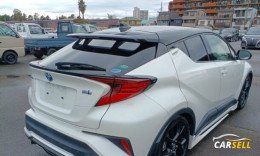 Toyota C-HR G LED TWO TONE 2021 Reconditioned Car