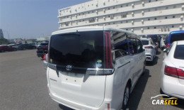 Toyota Esquire GI NON HYBRID PEARL 2019 Recondition Car Sale