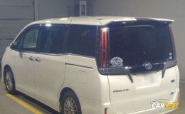 Toyota Esquire Gi 2020 Recondition Car