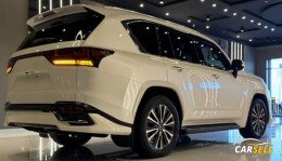 Lexus LX 600 3.5L Twin-Turbo V6 2023