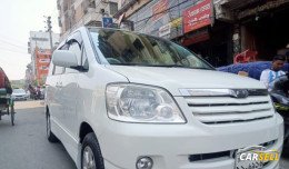 Toyota Noah X Edition 2002 Used Car