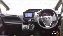 Toyota Noah X KEY NON HYBRID 2019  Rweconditioned Car