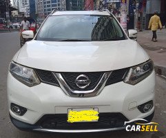 Nissan X-Trail Hybrid Sunroof 2015