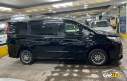 Toyota Noah Si Hybrid G Pkg (Used Car)